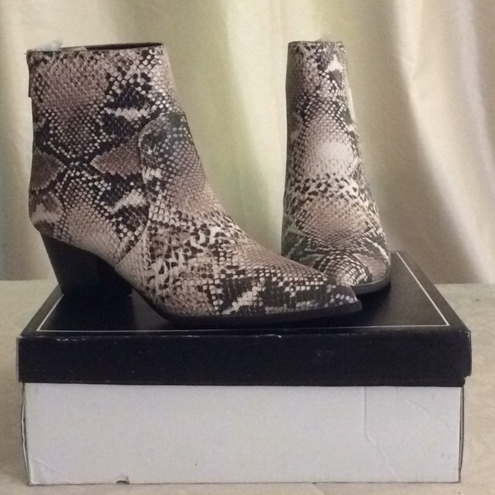 Cupid Snake Print Booties - New